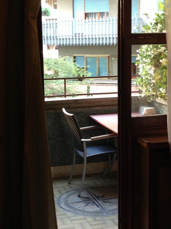 רומא Caligola Resort מראה חיצוני תמונה